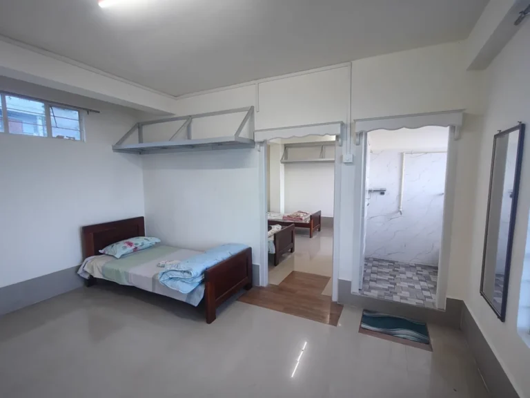 Single bed room at Solace Homestay